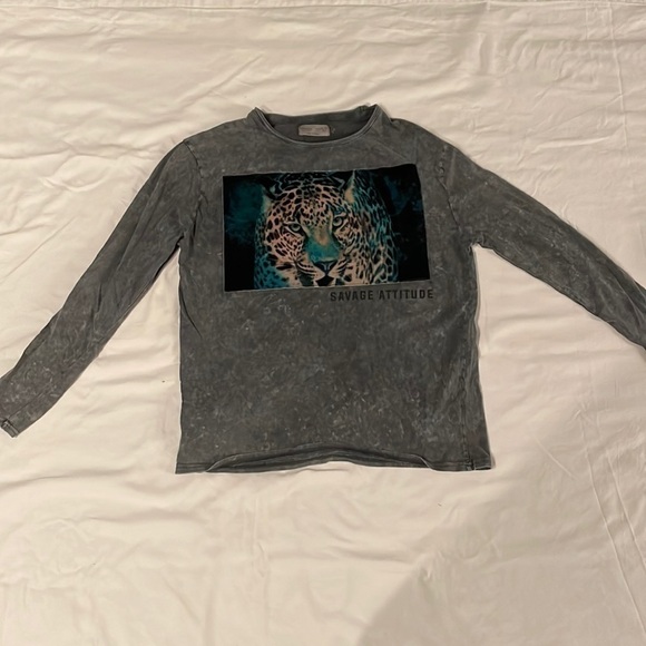 Boys Long Sleeve Tee Size 11/12 - Picture 1 of 6